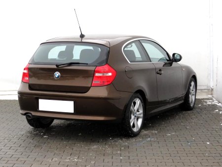 BMW Řada 1, 2010 - pohled č. 5