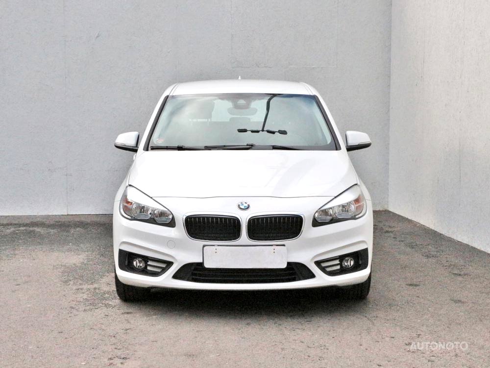 BMW Řada 2, 2016 - pohled č. 2