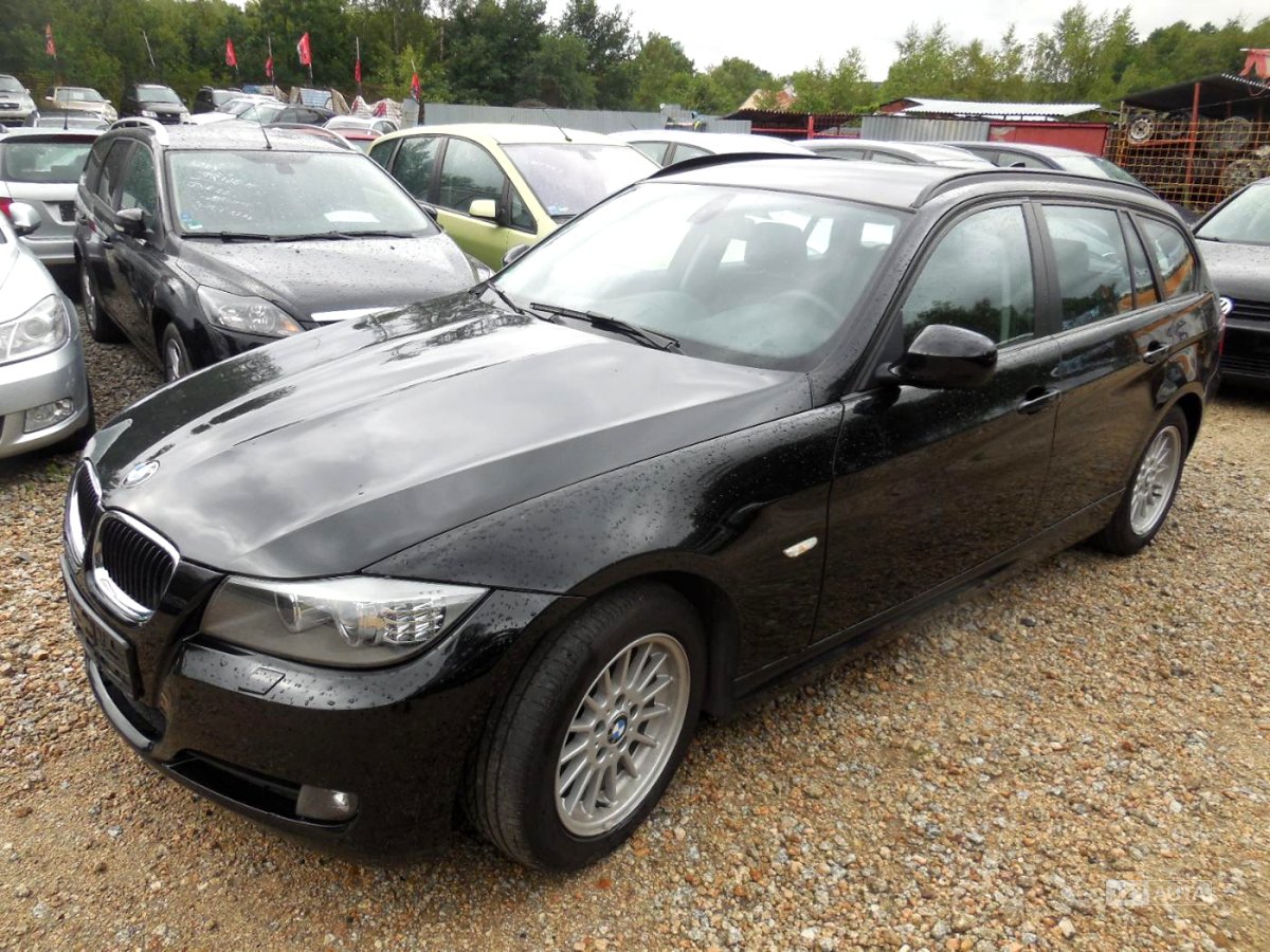 BMW Řada 3, 2009 - pohled č. 4