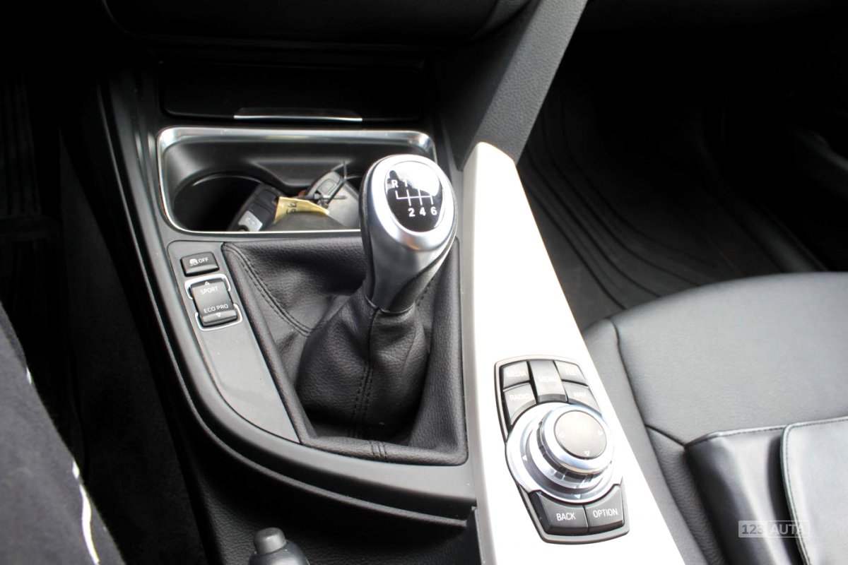 BMW Řada 3, 2014 - pohled č. 28