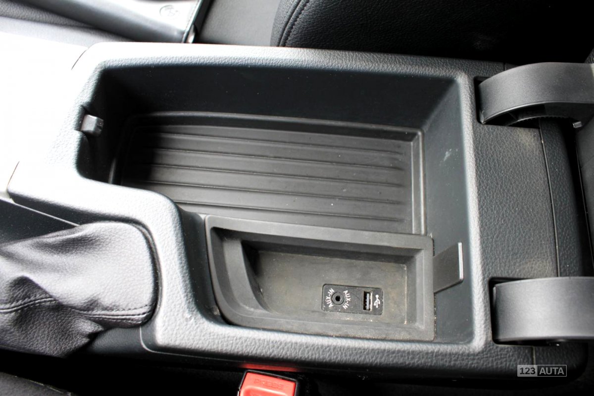 BMW Řada 3, 2014 - pohled č. 29