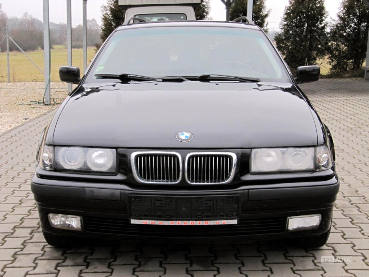 BMW Řada 3, 1998 - pohled č. 2