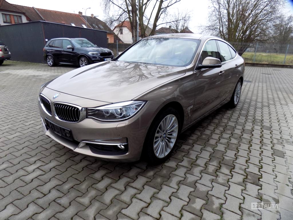 BMW Řada 3, 2016 - pohled č. 9