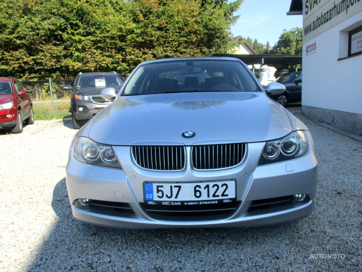 BMW Řada 3, 2005 - pohled č. 2