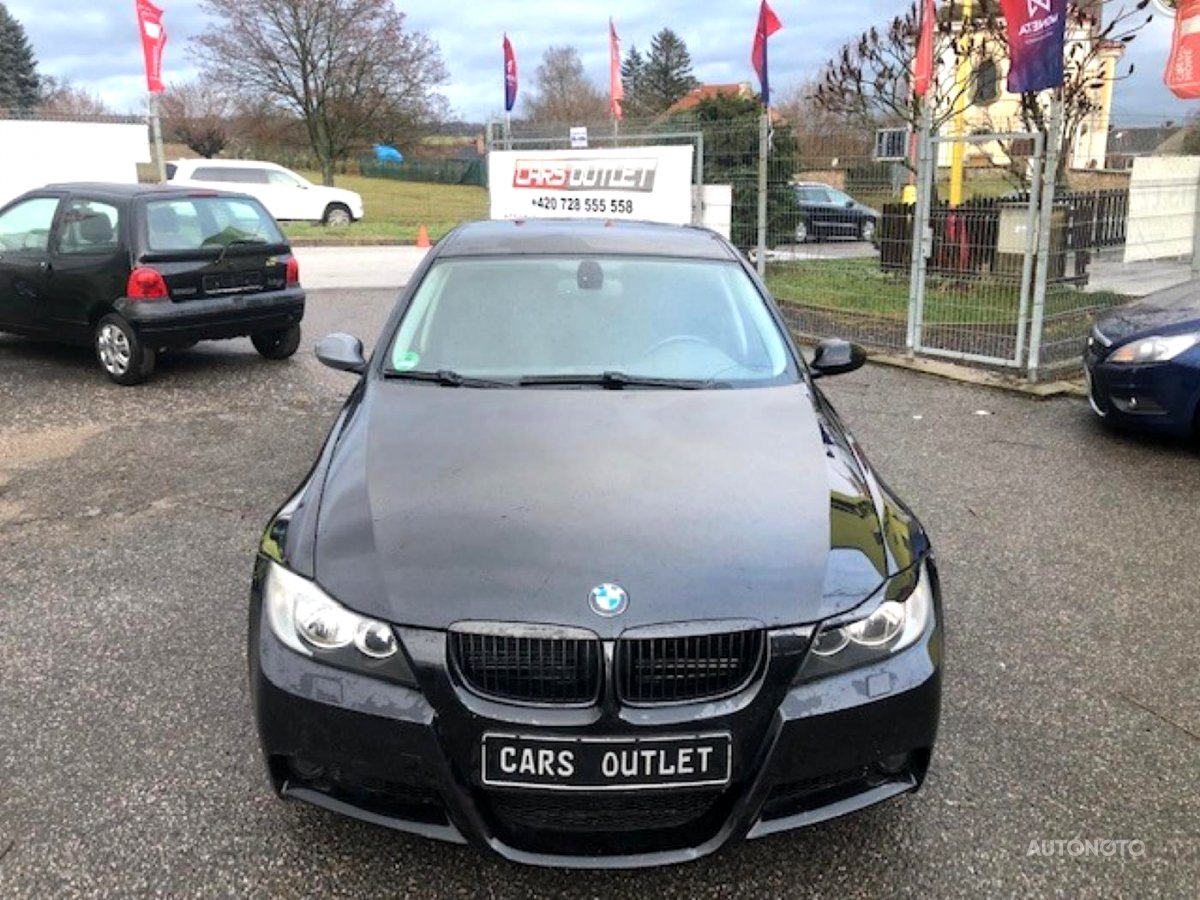 BMW Řada 3, 2008 - pohled č. 2