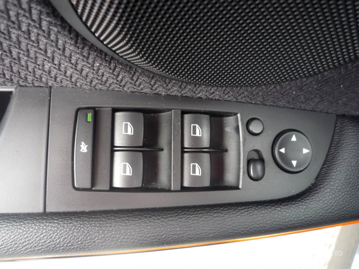 BMW Řada 3, 2010 - pohled č. 3