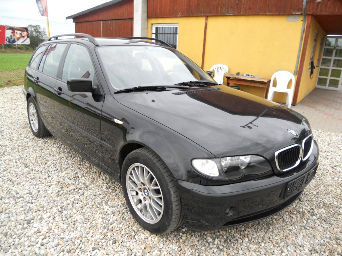 BMW Řada 3, 2002 - pohled č. 3