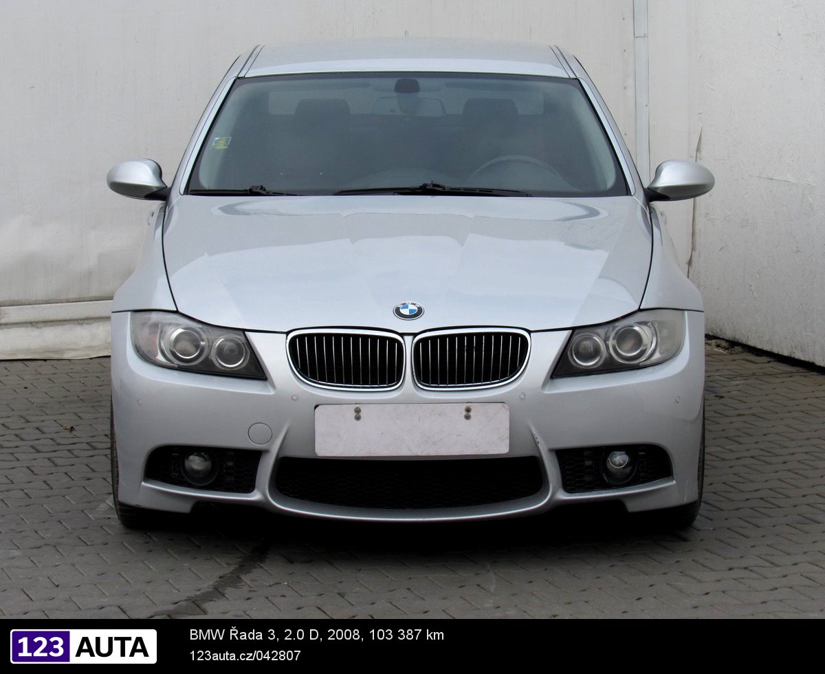 BMW Řada 3, 2008 - pohled č. 2