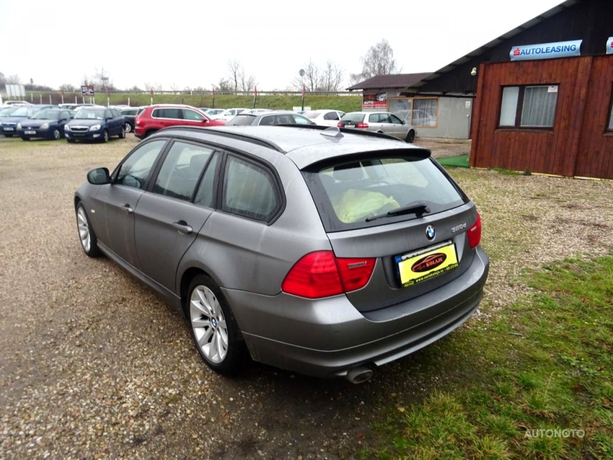 BMW Řada 3, 2011 - pohled č. 3