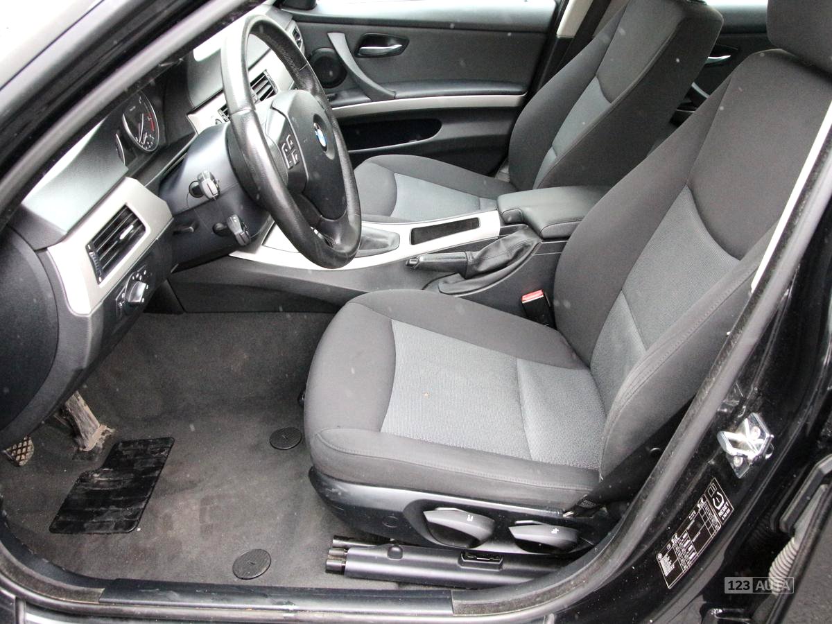 BMW Řada 3, 2007 - pohled č. 14