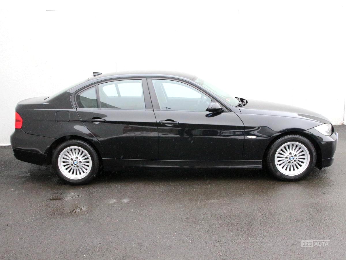 BMW Řada 3, 2007 - pohled č. 4
