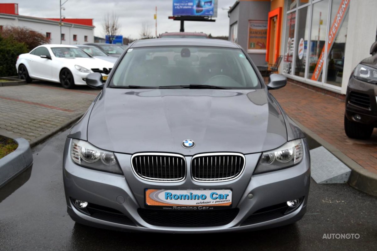 BMW Řada 3, 2010 - pohled č. 2