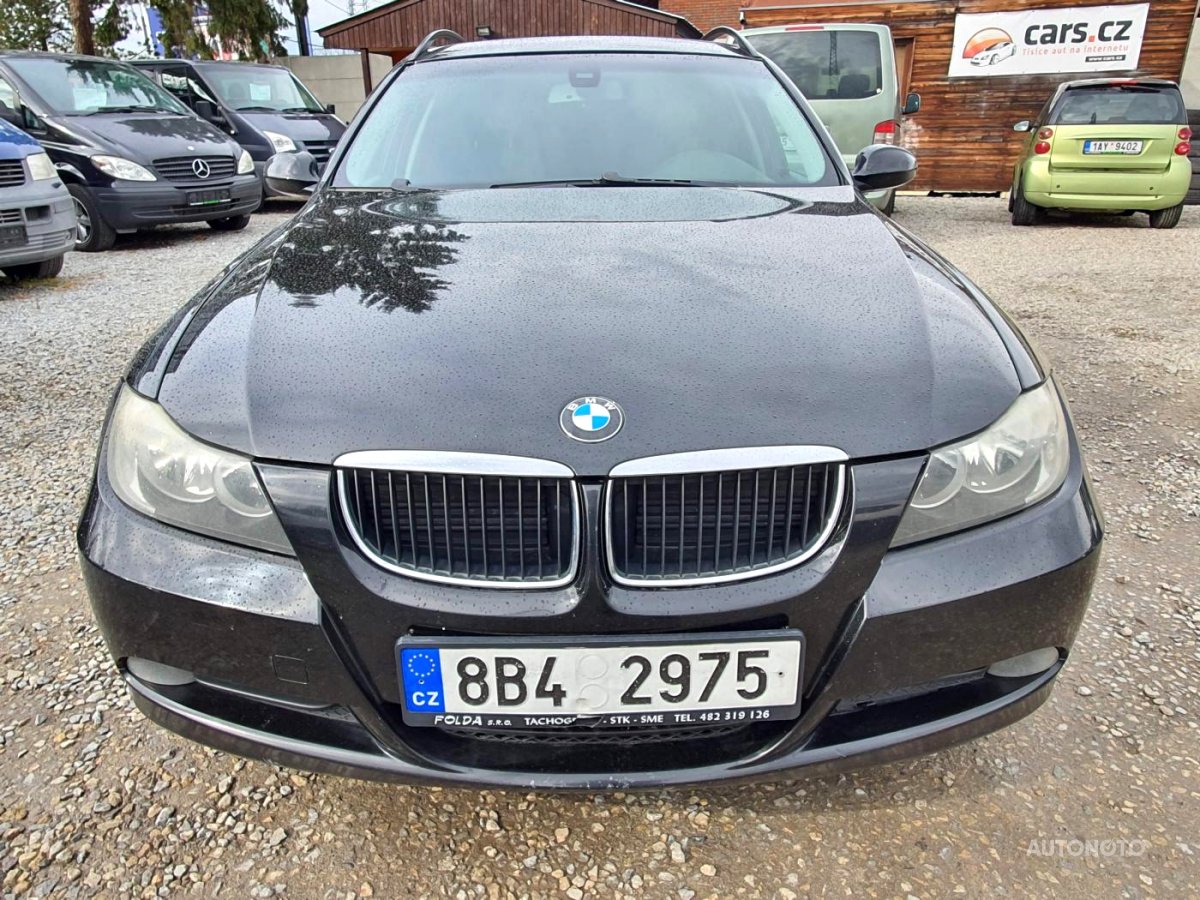 BMW Řada 3, 2008 - pohled č. 2