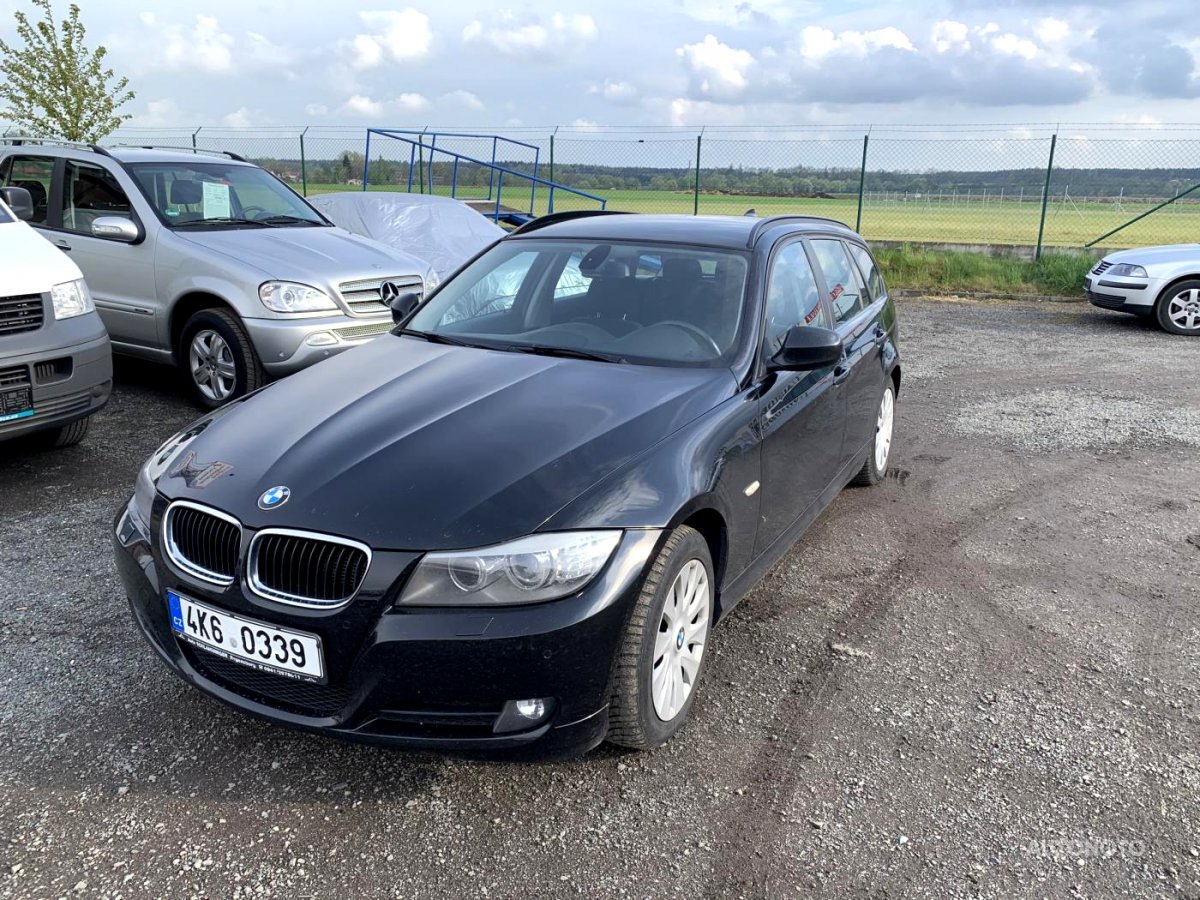 BMW Řada 3, 2012 - celkový pohled