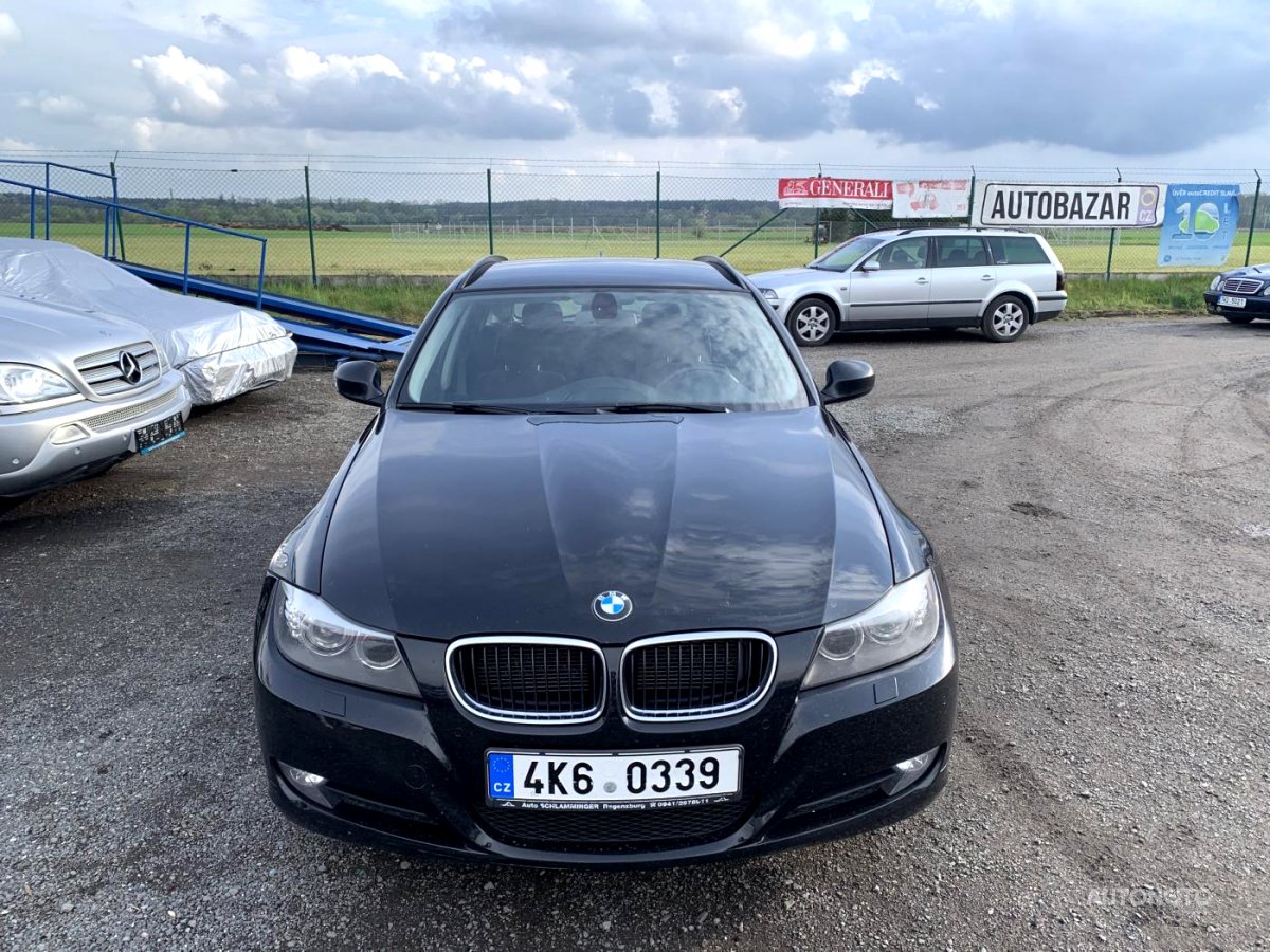 BMW Řada 3, 2012 - pohled č. 3