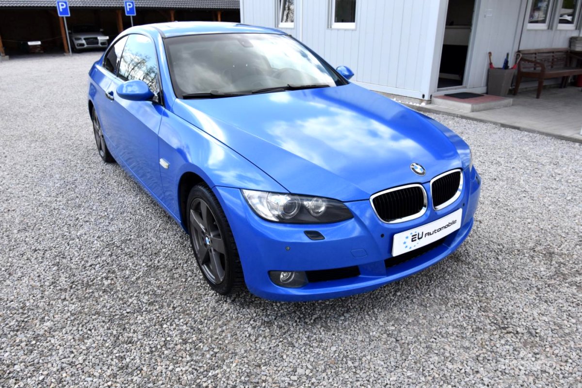 BMW Řada 3, 2008 - pohled č. 2