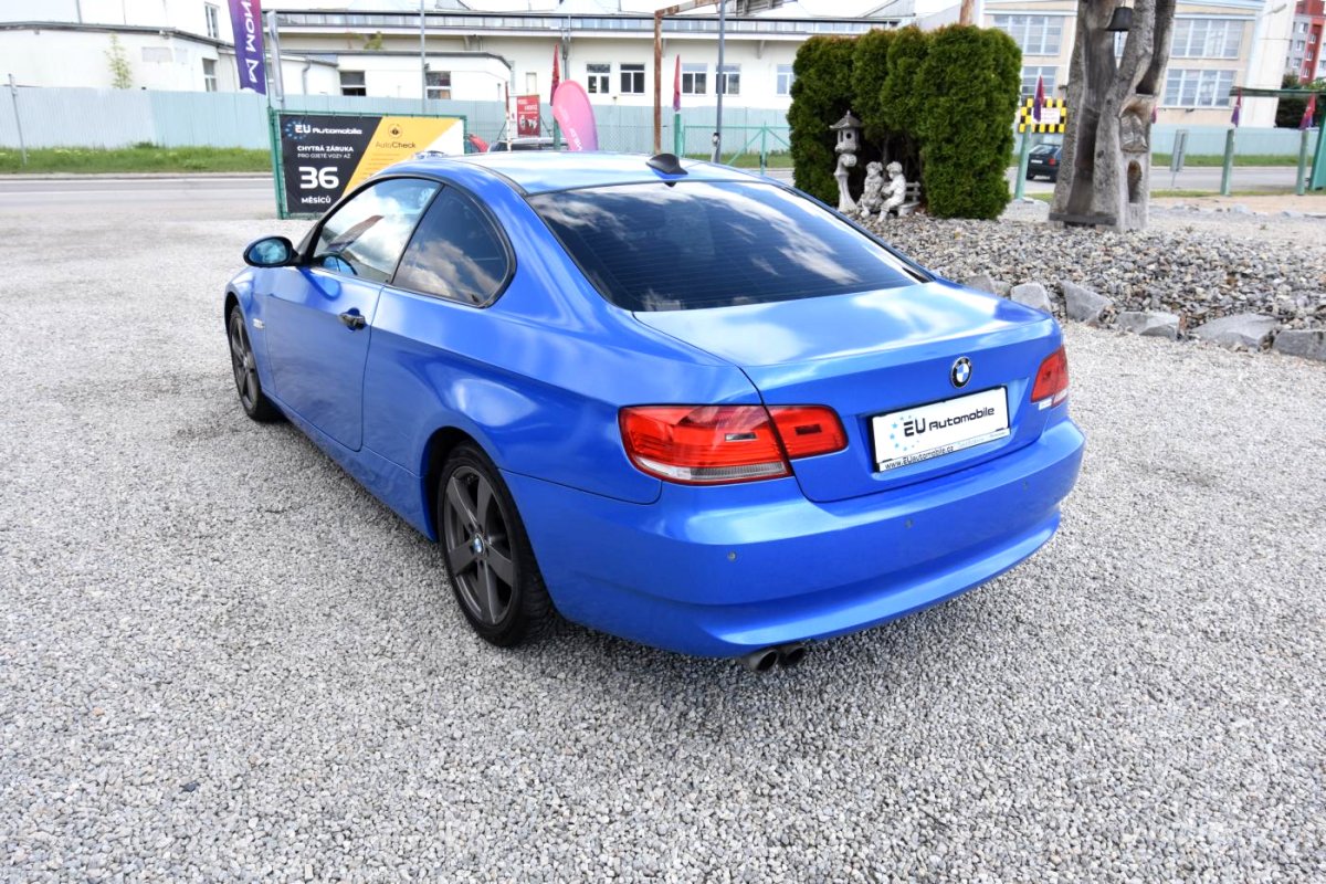 BMW Řada 3, 2008 - pohled č. 3