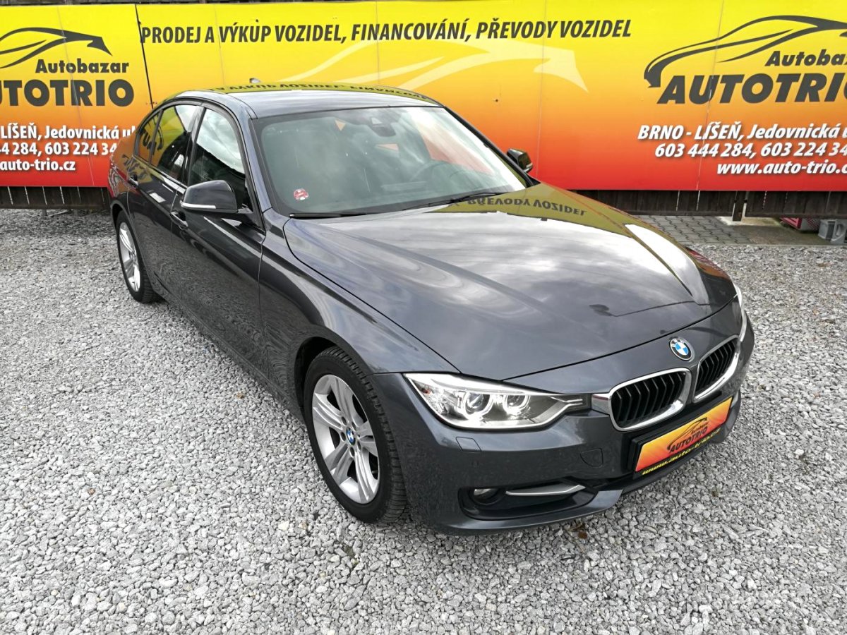 BMW Řada 3, 2012 - pohled č. 2