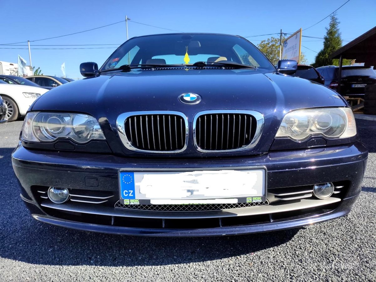 BMW Řada 3, 2001 - pohled č. 3