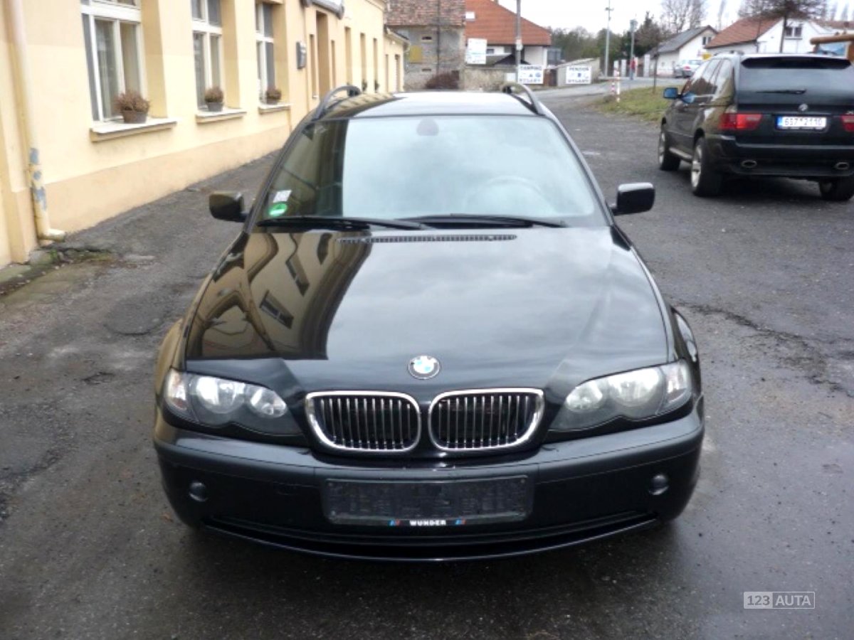 BMW Řada 3, 2003 - pohled č. 3