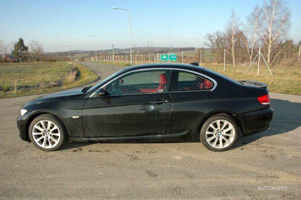 BMW Řada 3, 2007 - pohled č. 2