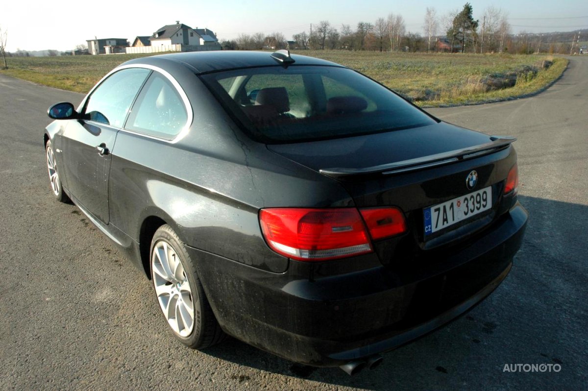 BMW Řada 3, 2007 - pohled č. 3