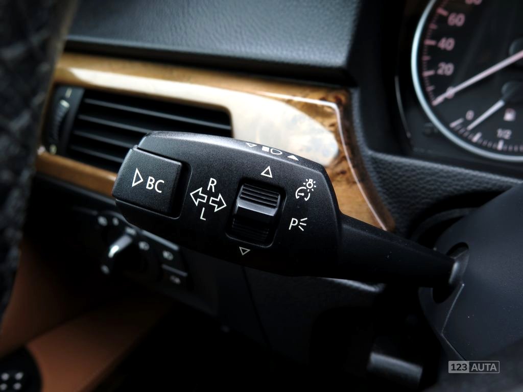 BMW Řada 3, 2007 - pohled č. 19