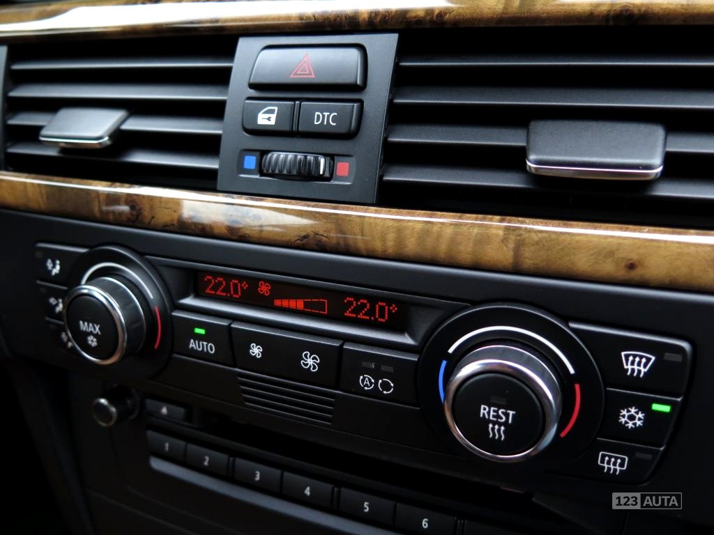 BMW Řada 3, 2007 - pohled č. 20