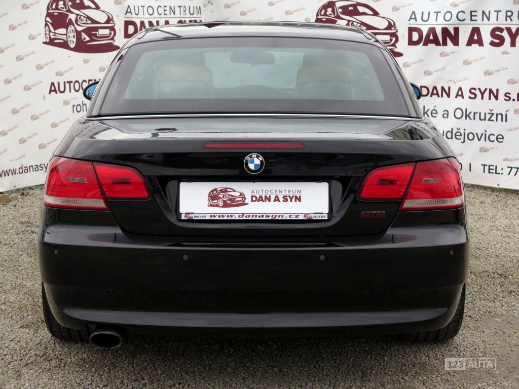 BMW Řada 3, 2007 - pohled č. 8