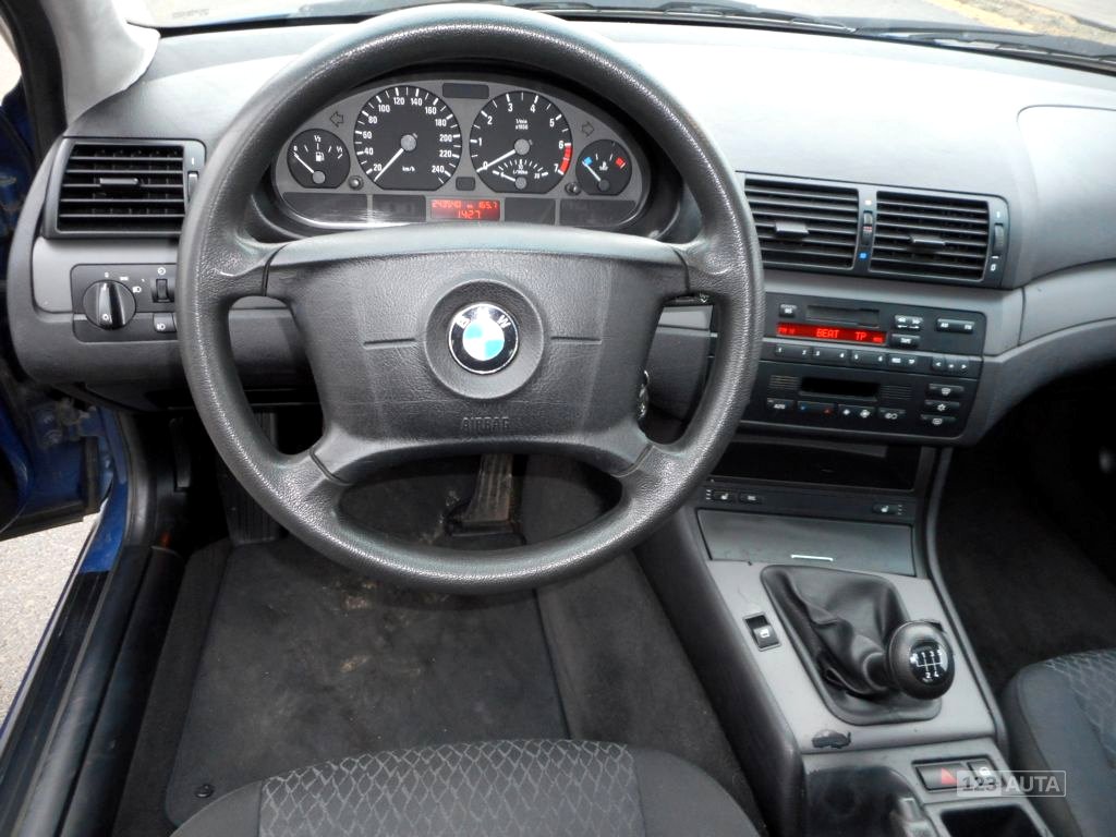 BMW Řada 3, 2001 - pohled č. 12