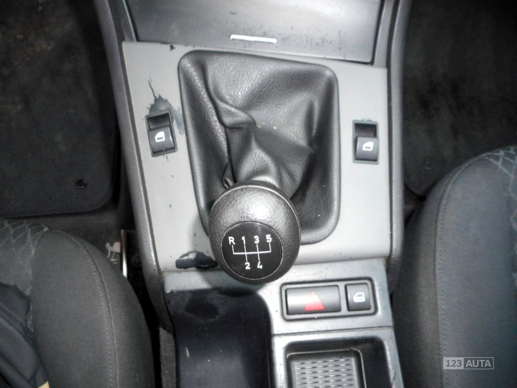 BMW Řada 3, 2001 - pohled č. 28