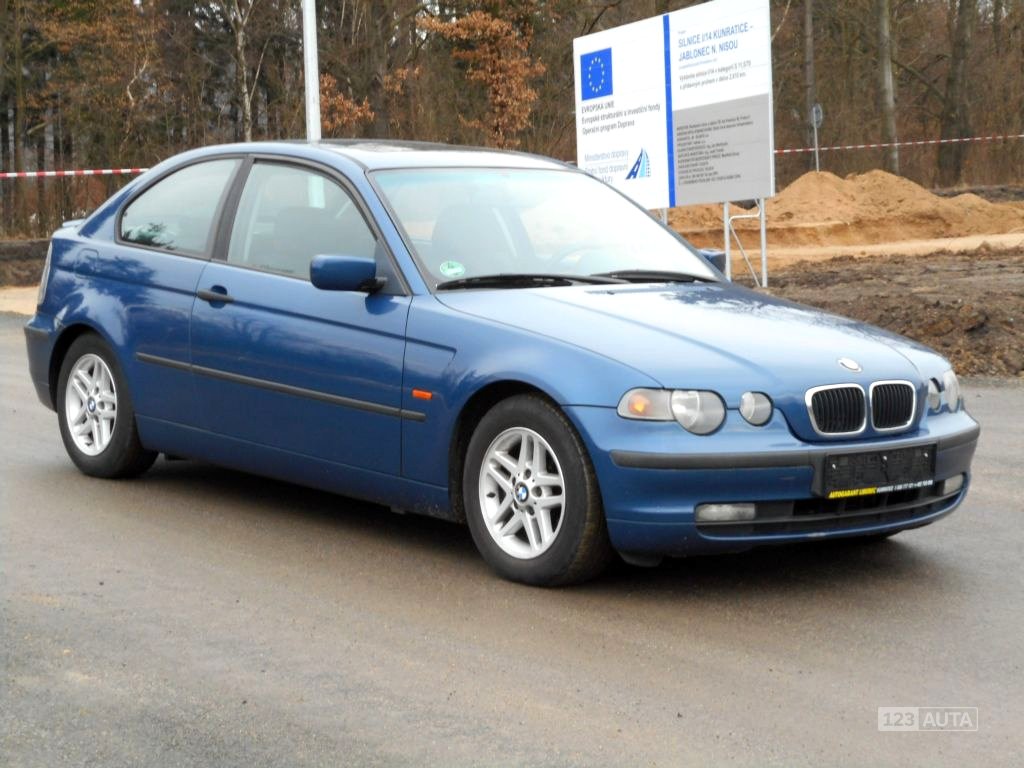 BMW Řada 3, 2001 - pohled č. 3