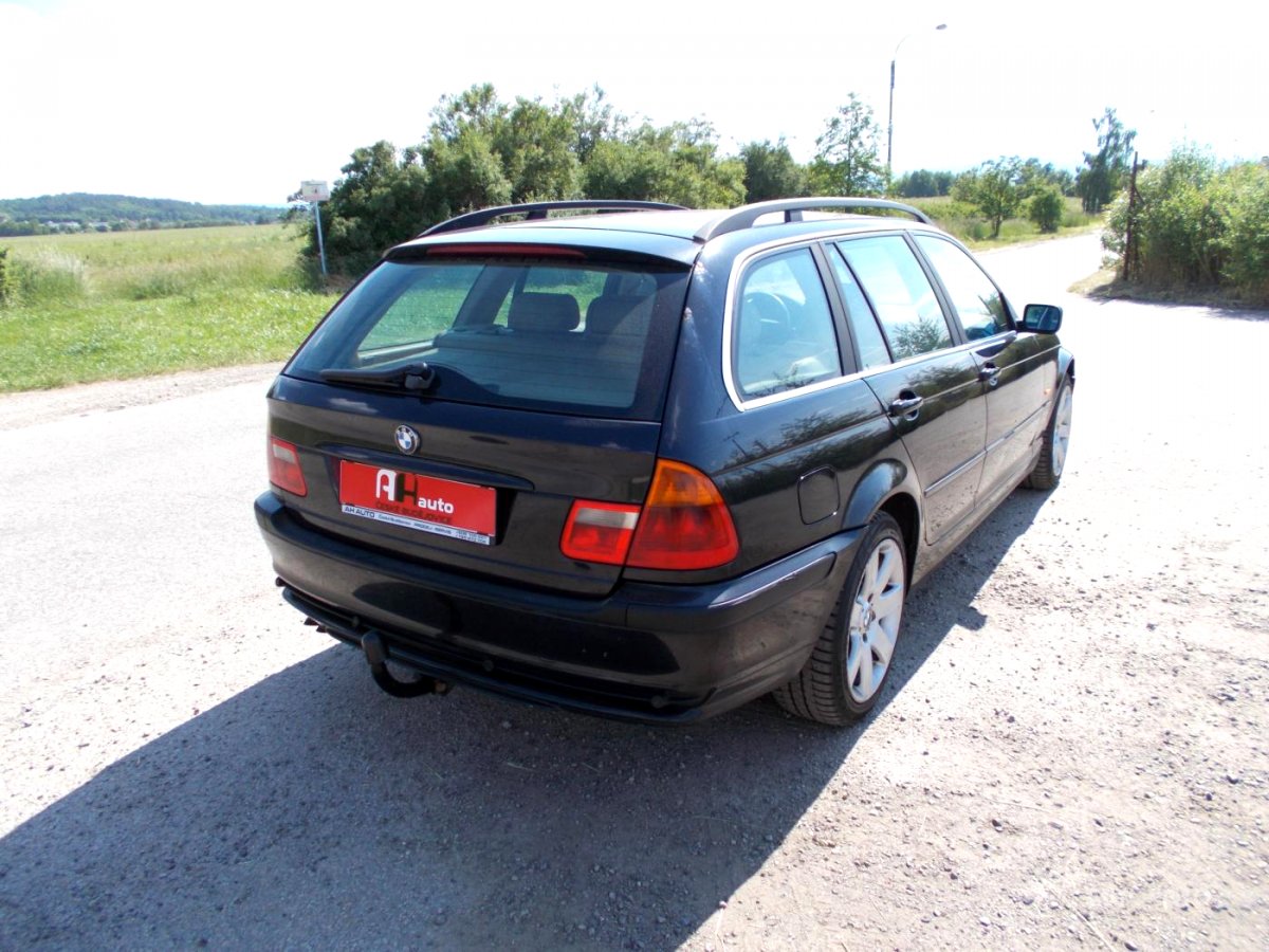 BMW Řada 3, 2001 - pohled č. 3