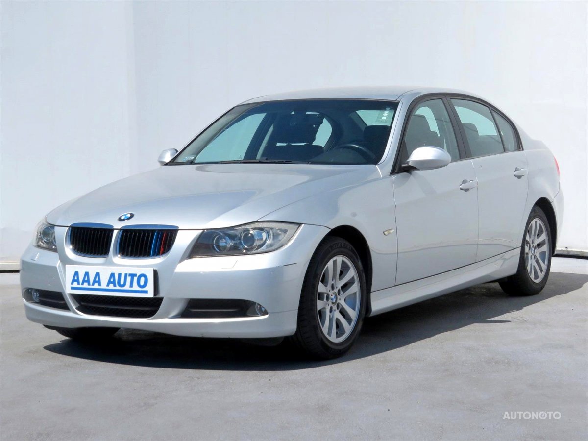 BMW Řada 3, 2007 - pohled č. 3