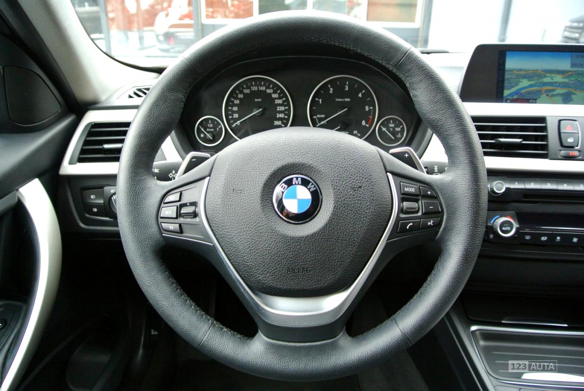 BMW Řada 3, 2013 - pohled č. 12