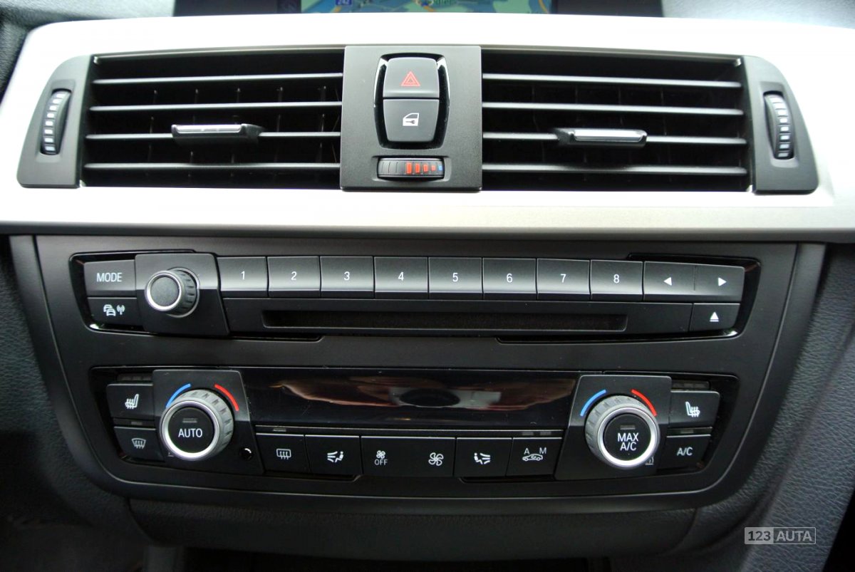 BMW Řada 3, 2013 - pohled č. 14