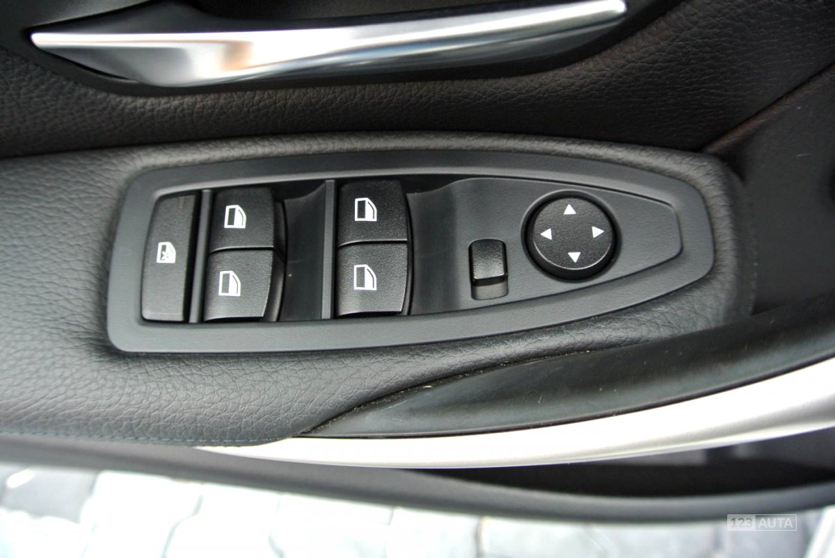 BMW Řada 3, 2013 - pohled č. 19