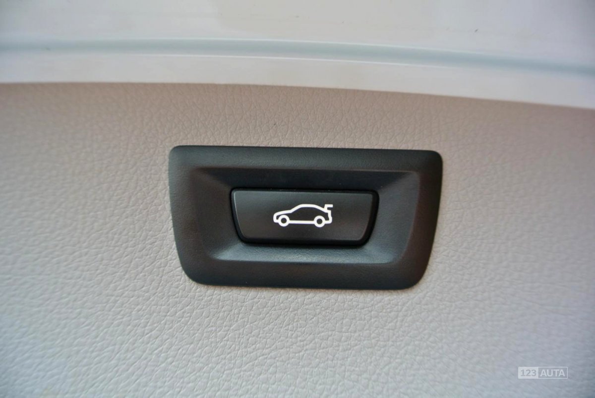 BMW Řada 3, 2013 - pohled č. 21