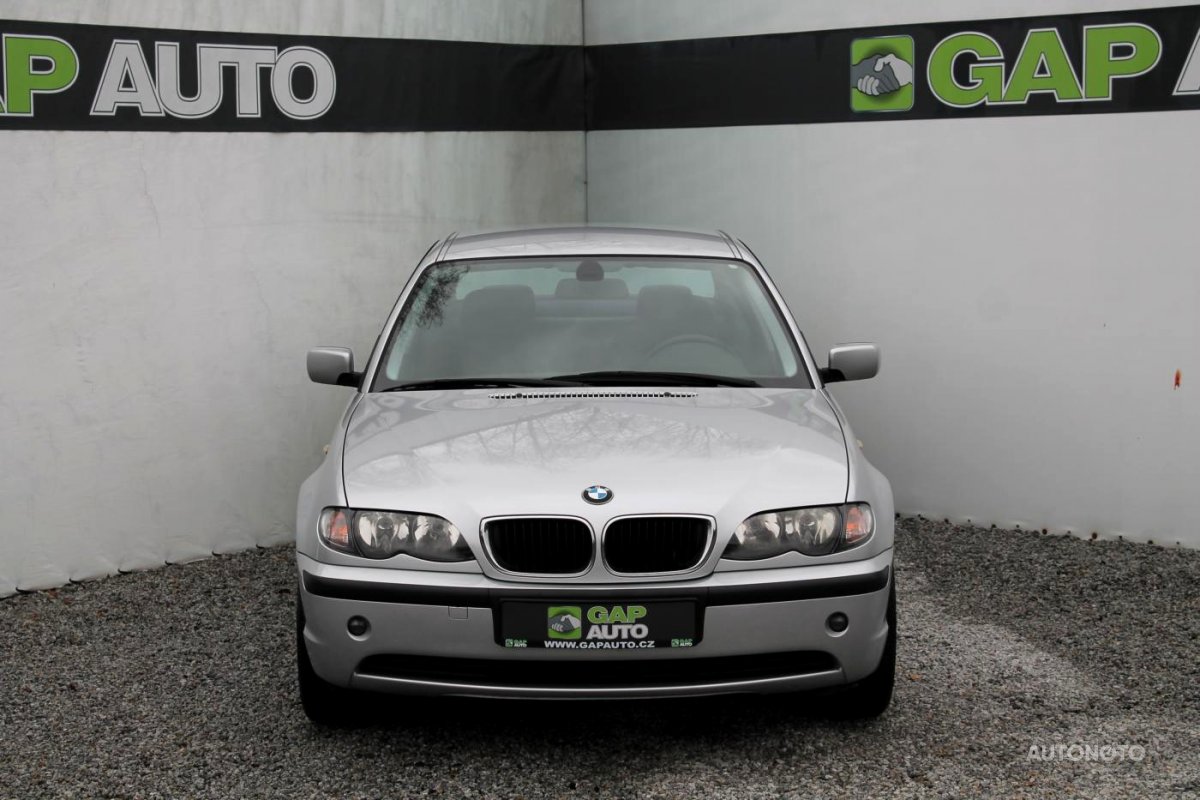 BMW Řada 3, 2003 - pohled č. 2