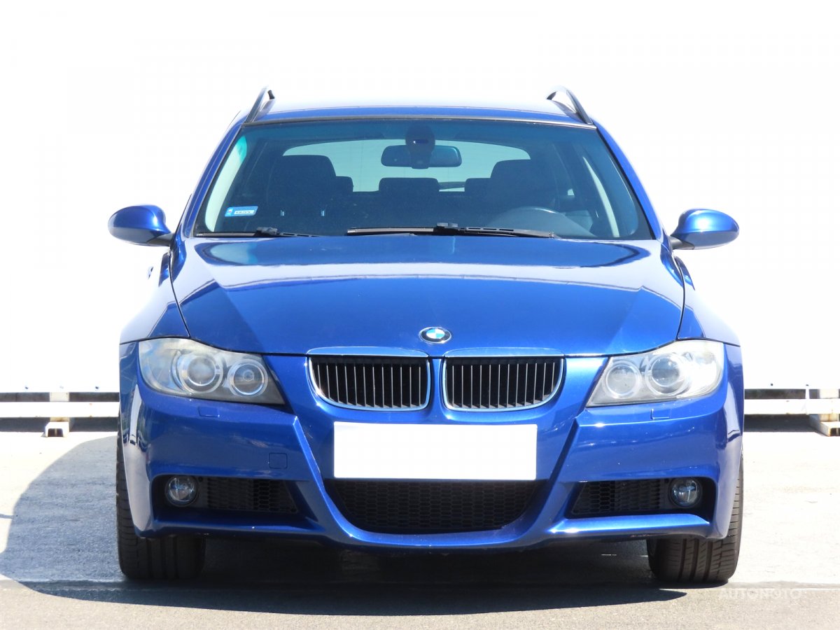 BMW Řada 3, 2007 - pohled č. 2