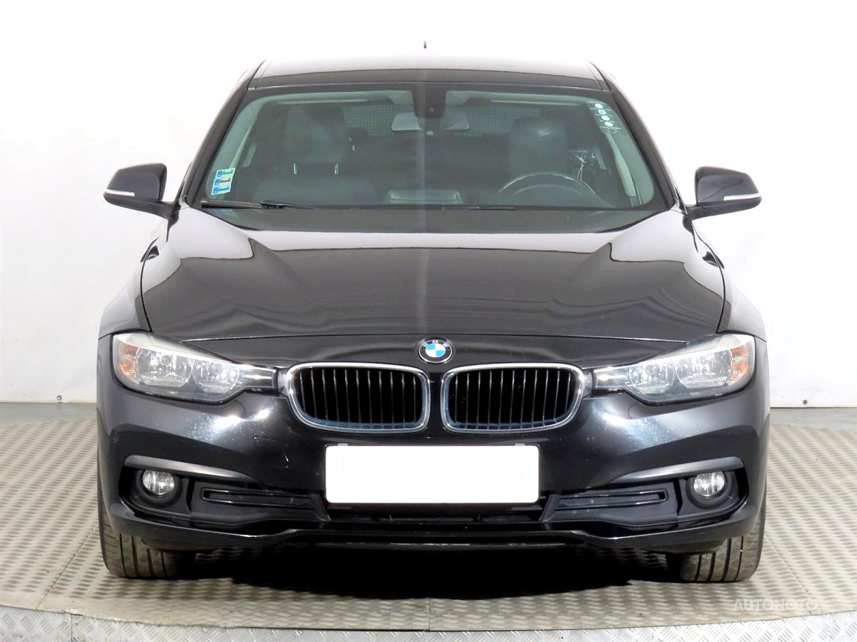 BMW Řada 3, 2016 - pohled č. 2