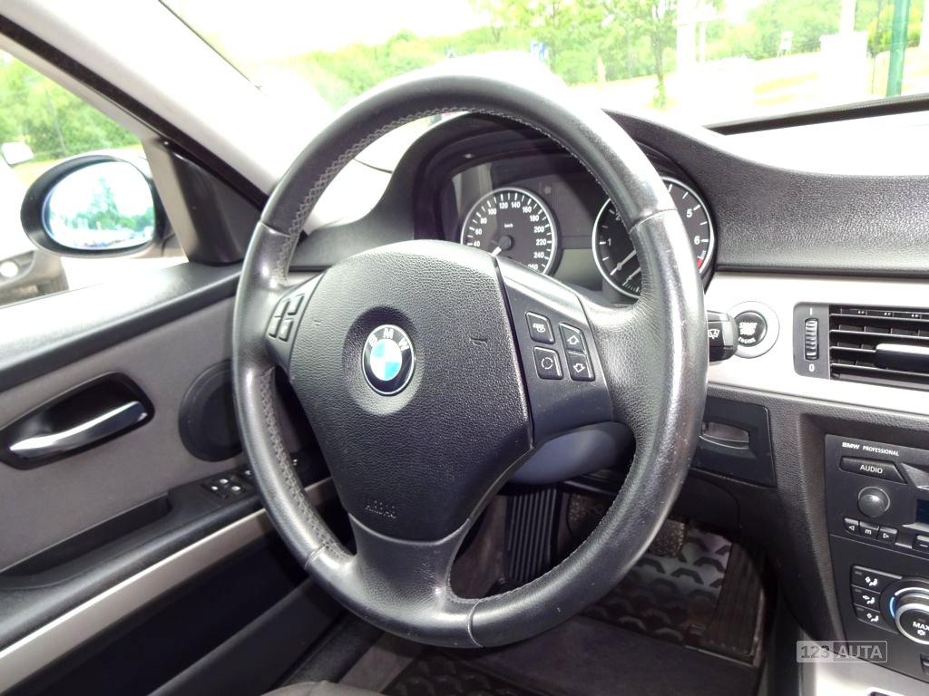 BMW Řada 3, 2007 - pohled č. 15