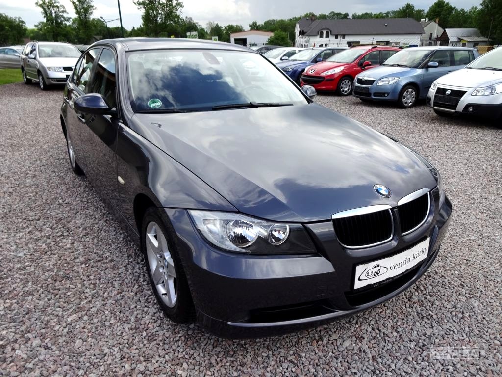 BMW Řada 3, 2007 - pohled č. 2