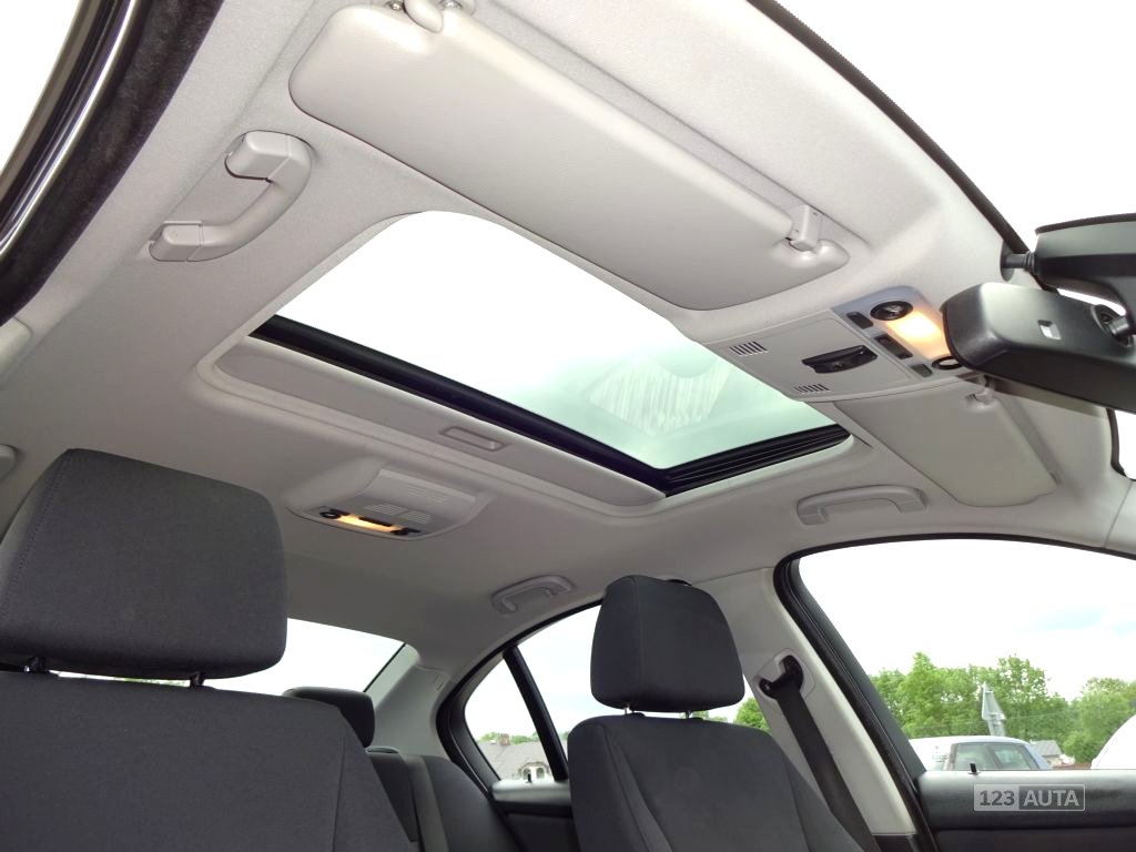 BMW Řada 3, 2007 - pohled č. 20