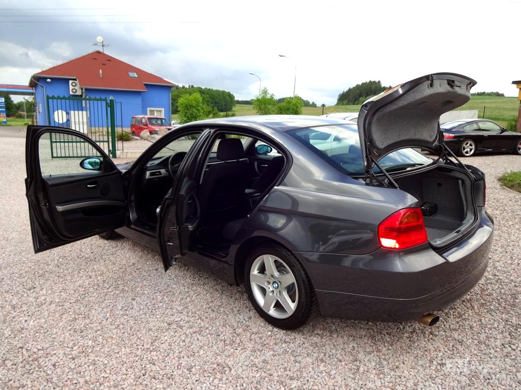 BMW Řada 3, 2007 - pohled č. 24