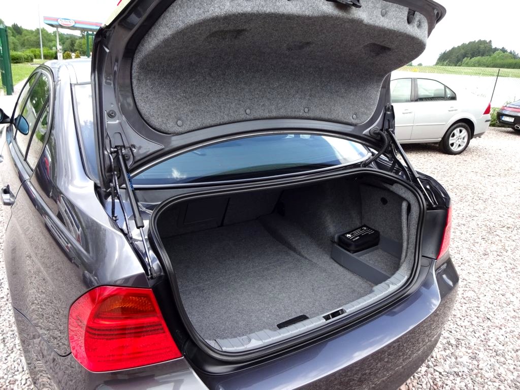 BMW Řada 3, 2007 - pohled č. 25