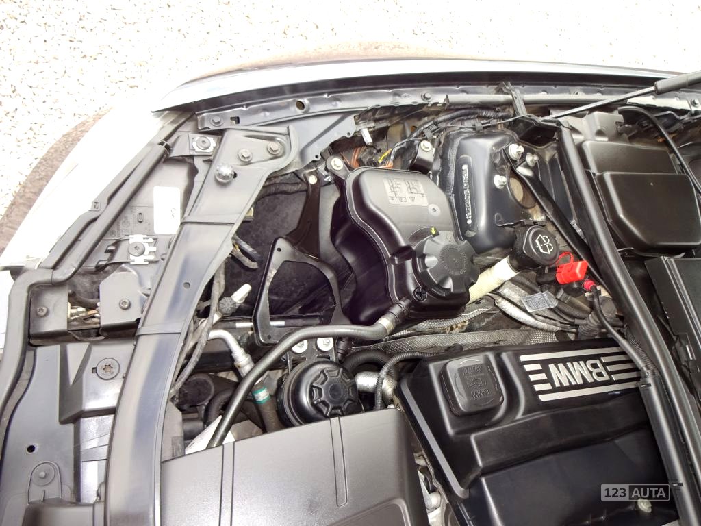 BMW Řada 3, 2007 - pohled č. 29