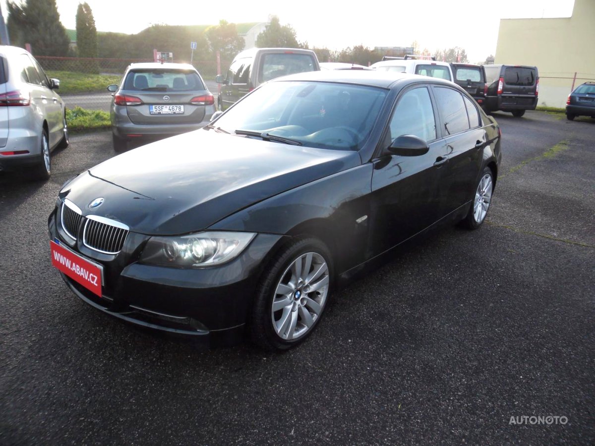 BMW Řada 3, 2008 - pohled č. 3