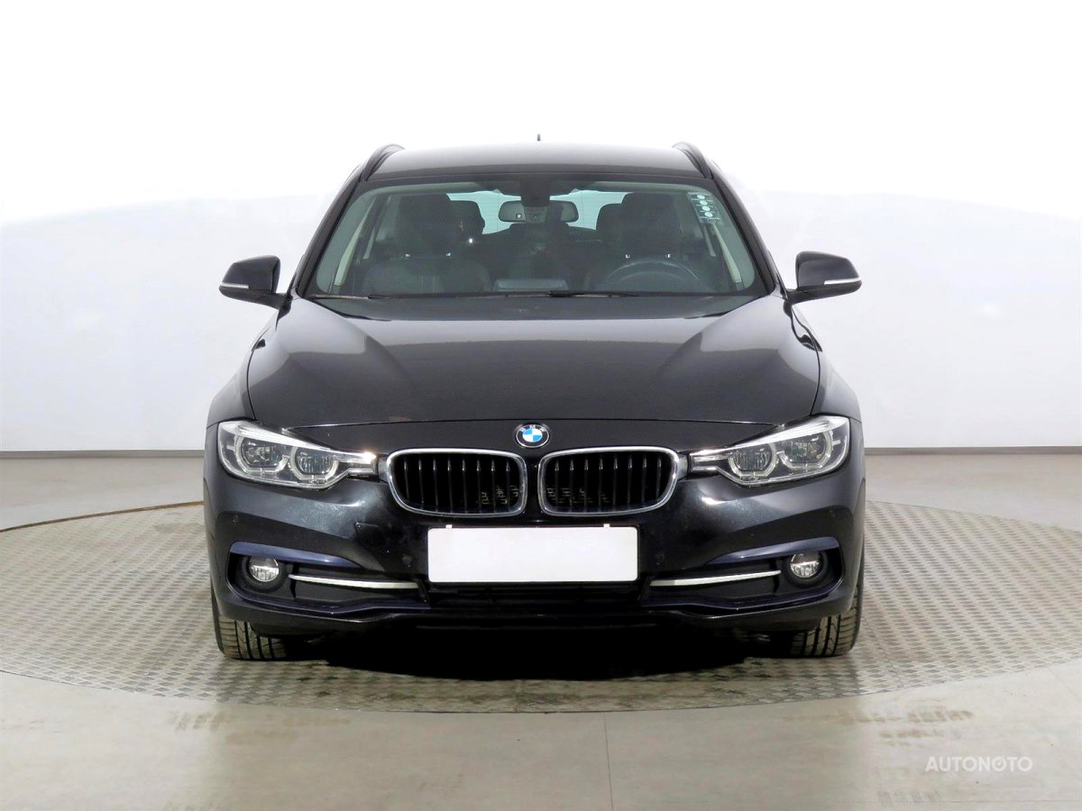 BMW Řada 3, 2016 - pohled č. 2