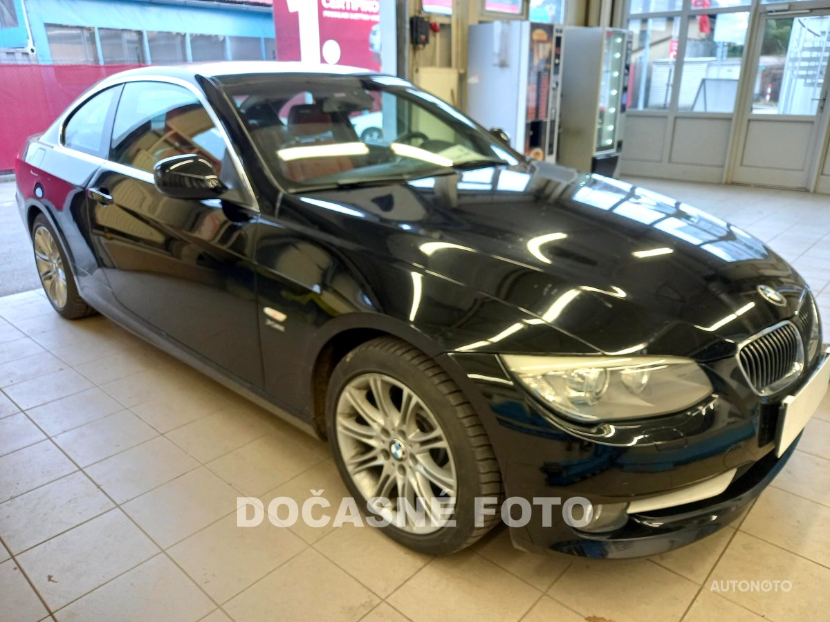 BMW Řada 3, 2011 - celkový pohled